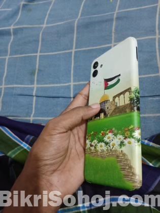Samsung A04